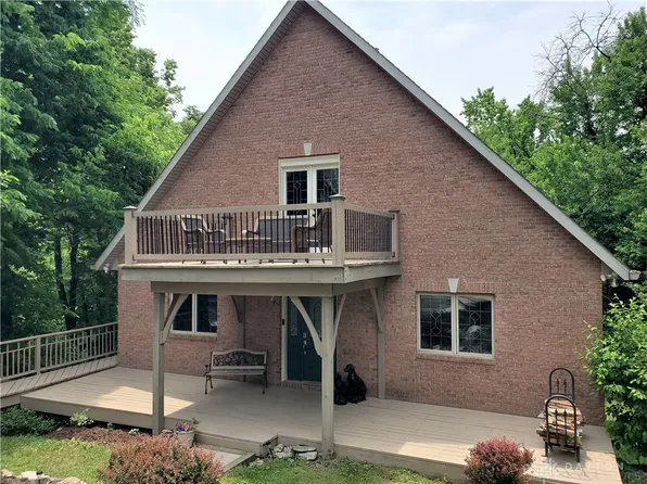 5470 Brown Rd, Oxford, OH 45056