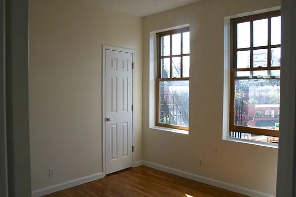 Rented by Cooper & Cooper Real Estate | media 25