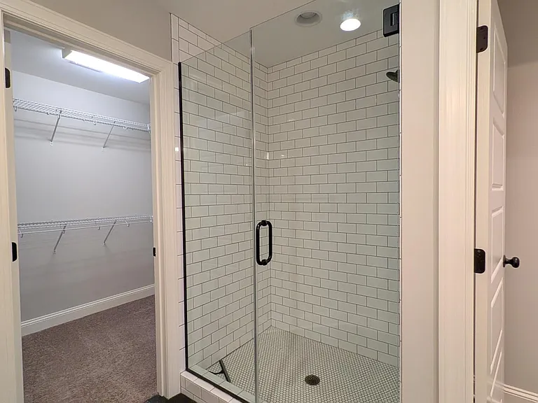 129 Pinebranch Ct — Photo 11