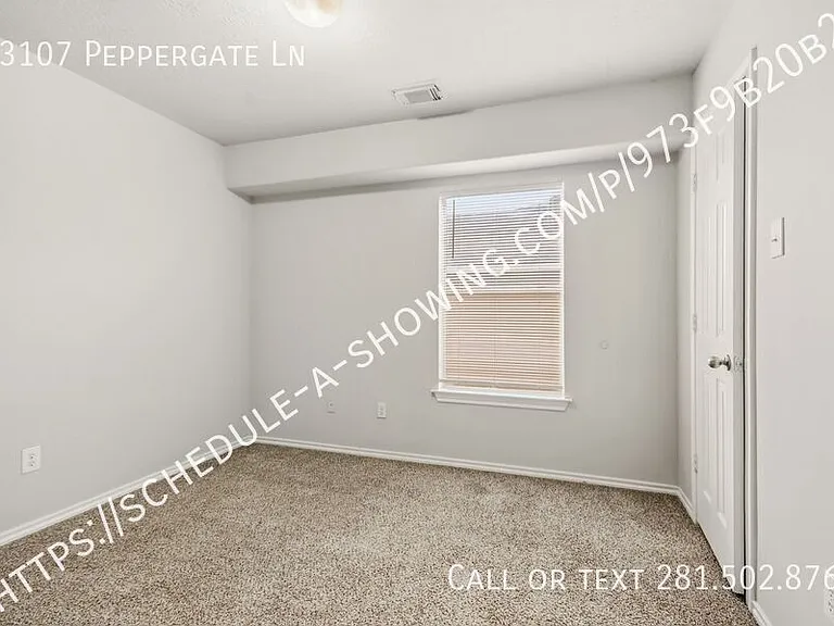 13107 Peppergate Ln — Photo 9