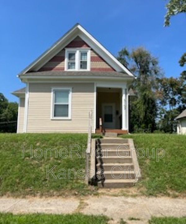 3107 Felix St, Saint Joseph, MO 64501 Zillow