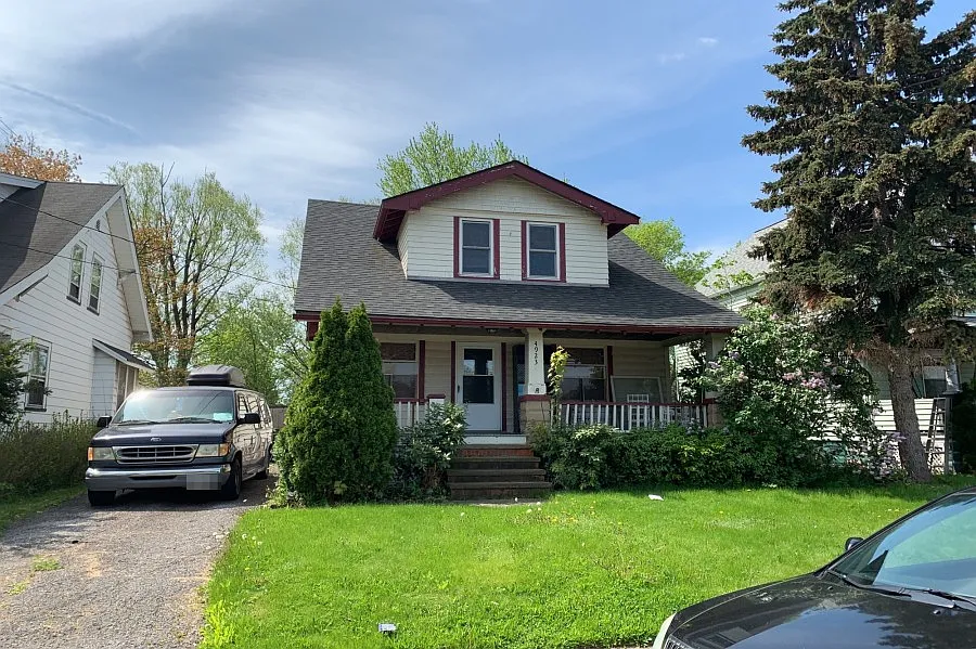 4923 Bader Ave photo 1