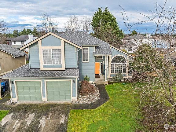 3rd image of 4015 218th St E