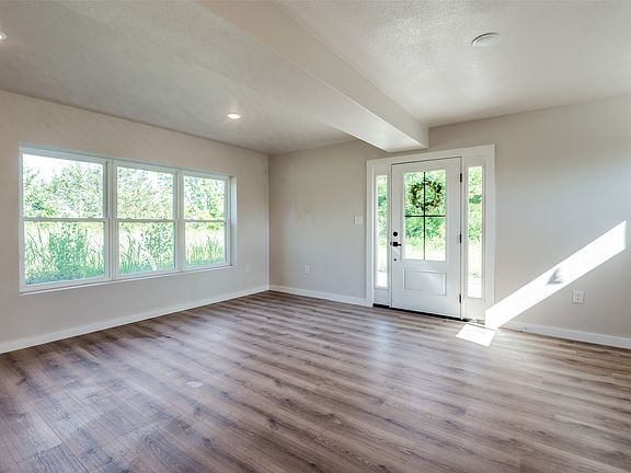 3rd image of 13838 Lackey Dr