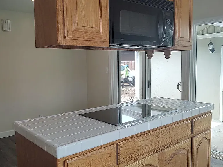 1234 Belknap Ct — Photo 10