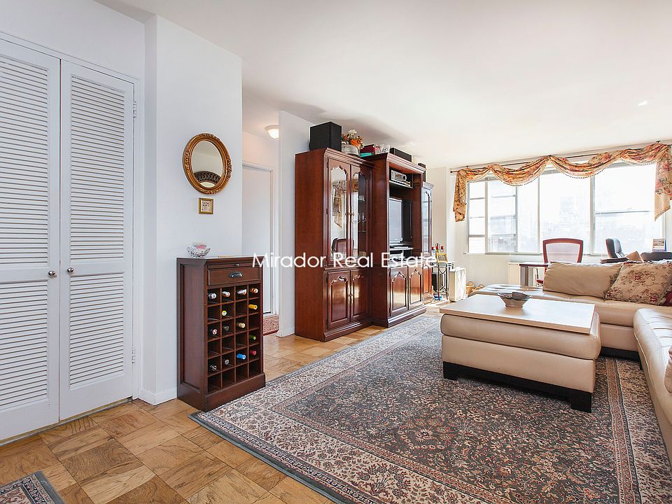 1st image of 250 E 63rd St APT 709