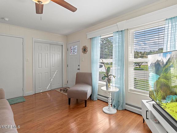 5th image of 156 Guadeloupe Drive
