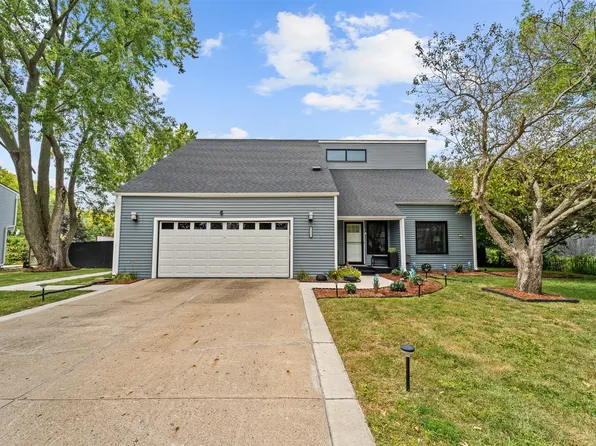 5358 NW 91st Ct, Johnston, IA 50131