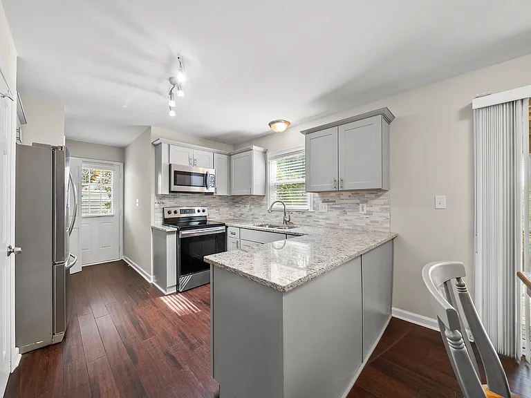 8324 Bellingham Cir — Photo 8