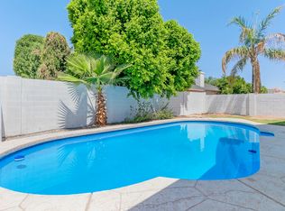 1852 N Oracle, Mesa, AZ 85203