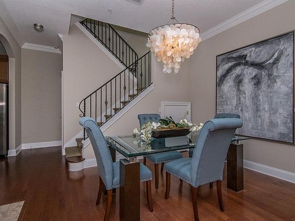 5th image of 2420 Victoria Gardens Ln