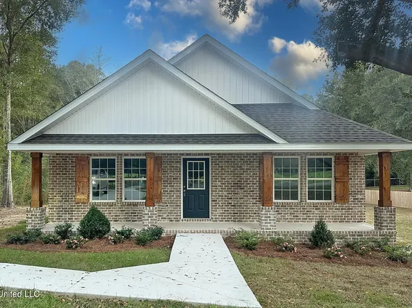 121 E V Lowery Rd, Lucedale, MS 39452