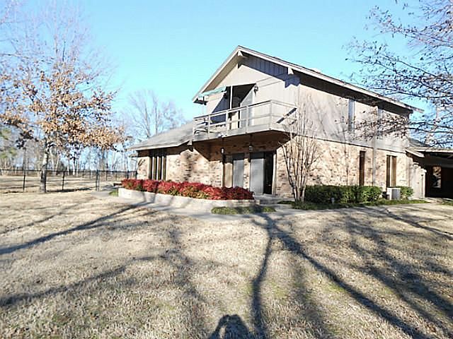 1st image of 5410 Woodglen Dr