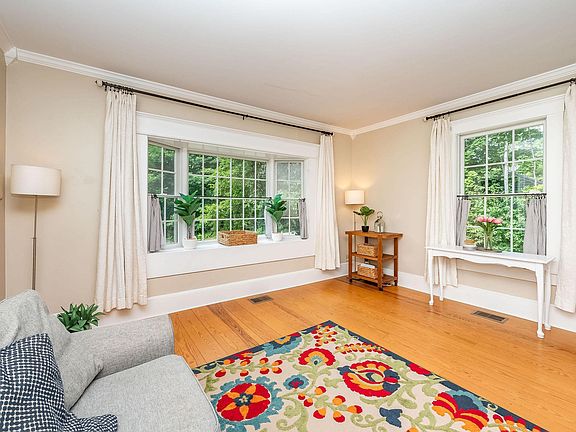 5th image of 8 Prospect Street