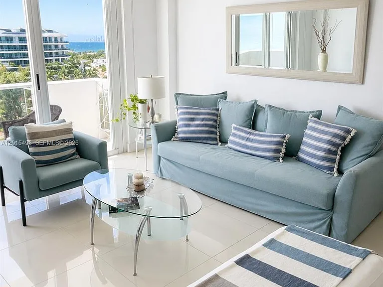 9195 Collins Ave #1012 — Photo 6