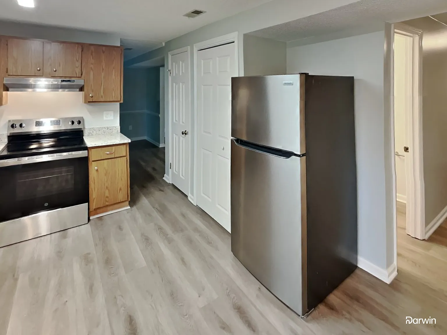 3 bed, 2.5 bath, 1835 sqft, $2,220 — Photo 4