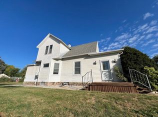 1104 S 2nd St, Norfolk, NE 68701