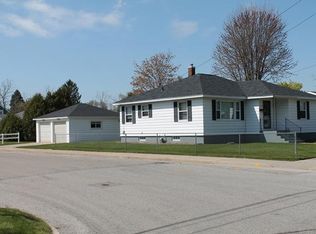 1701 20th Ave, Menominee, MI 49858