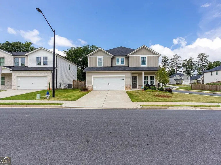 607 Runnel Dr — Photo 1