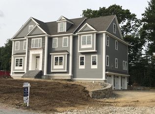 15 Regency Pl, North Andover, MA 01845