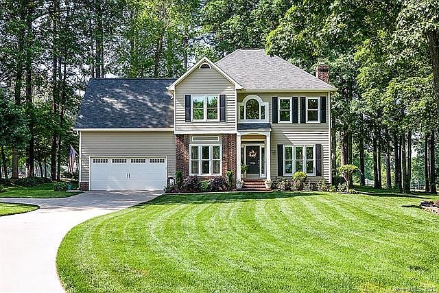 1st image of 7936 Ravenwood Ln