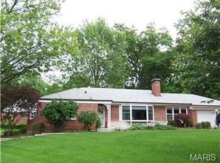 341 Tulip Dr, Saint Louis, MO