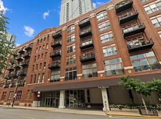 360 W Illinois St APT 607, Chicago, IL 60654