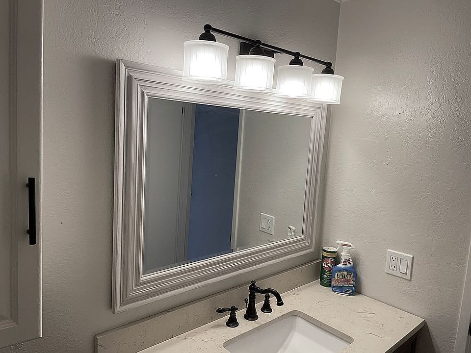 1st image of 323 2nd St E #325