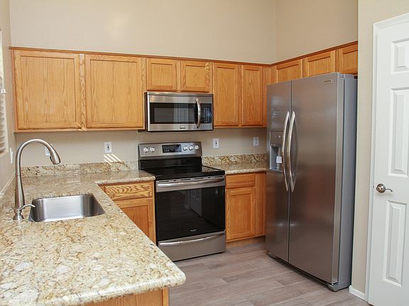 5th image of 1819 W Brookwood Ct