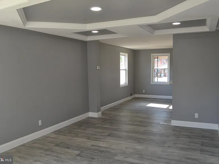 7448 Durwood Rd — Photo 6