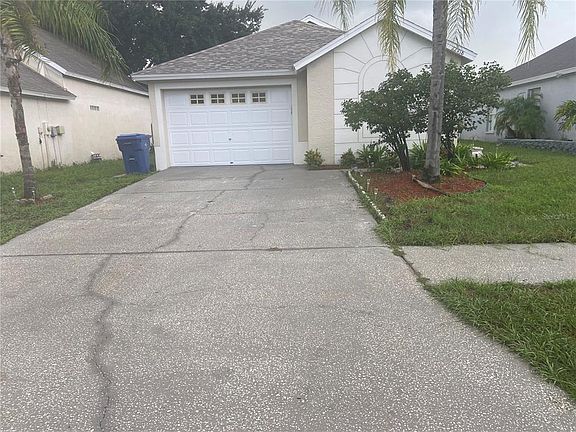 2nd image of 22718 Saint Thomas Cir