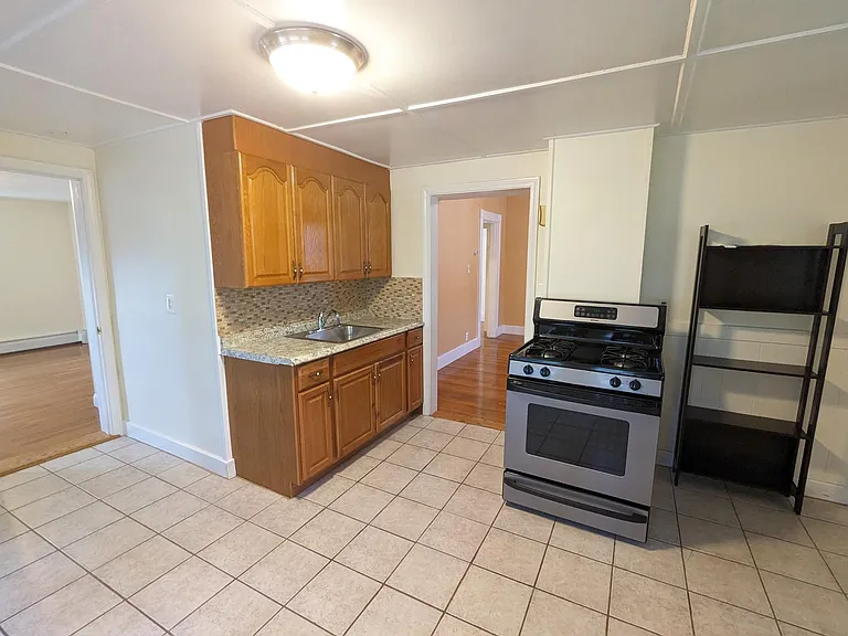 52 Quincy St #2 — Photo 9