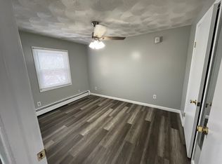 8 Fenner St #2, Cranston, RI 02910