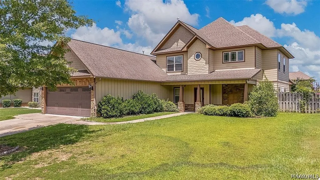 4 bed, 3.5 bath, 2976 sqft, $2,600 — Photo 1