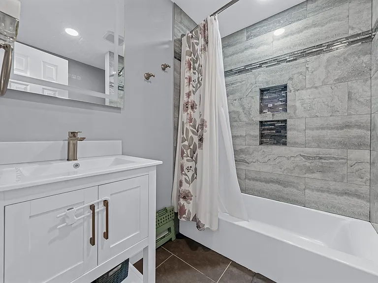 50 Teed St #1 — Photo 7