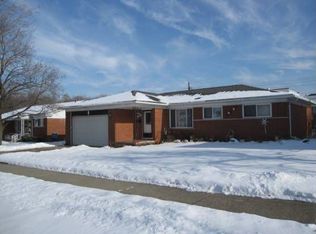 38045 Richland St, Livonia, MI 48150