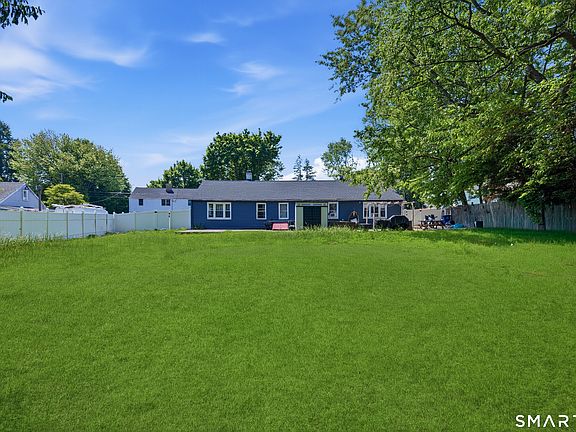 3rd image of 66-68 Alexander Drive