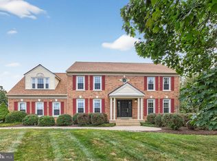 12725 Maidens Bower Dr, Potomac, MD 20854