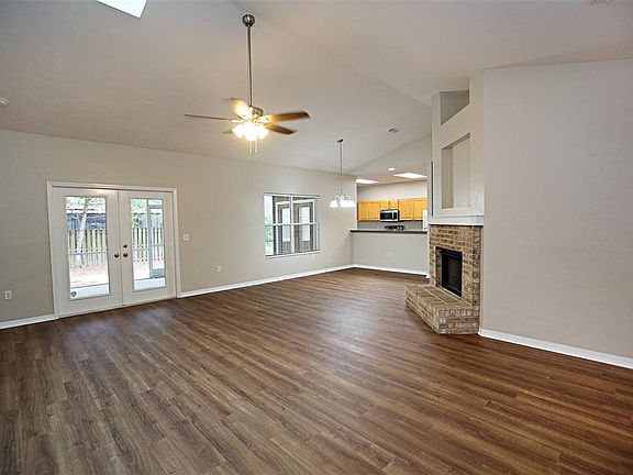 3rd image of 4314 NW 35th St