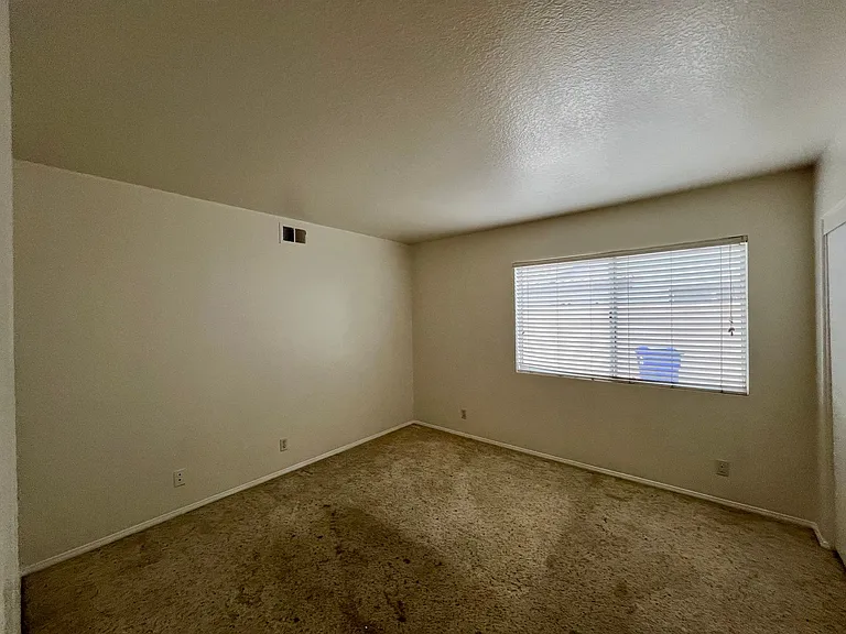 13940 Annandale Ln — Photo 25