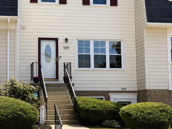 1689 Brice Ct, Crofton, MD 21114