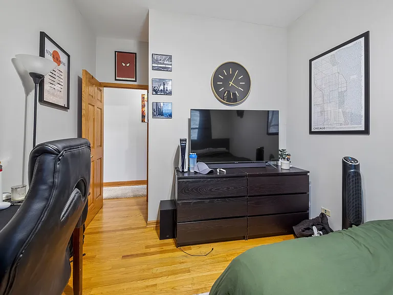 1954 W Diversey Pkwy #3W — Photo 11