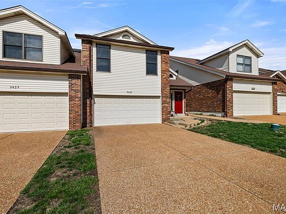 3rd image of 5427 Duchesne Parque Dr