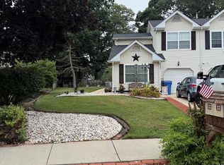 527 Dover Cir, Glassboro, NJ 08028