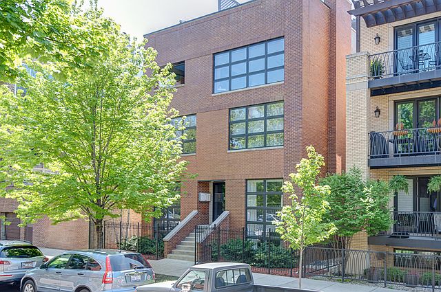 1st image of 2213 W Wabansia Ave APT 2B