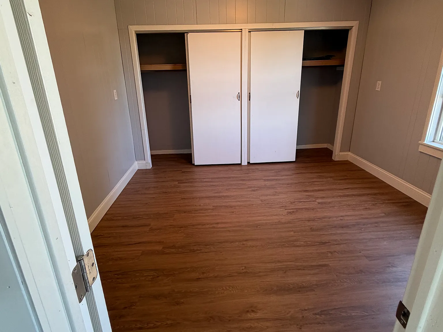 3 bed, 1100 sqft, $1,900 — Photo 4