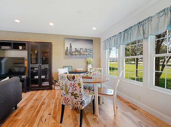 Living room & dining room