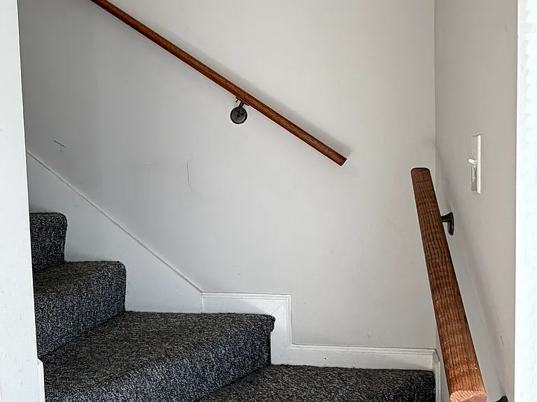 916 Bonham Ave — Photo 5