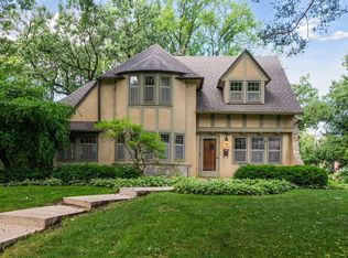 136 Homedale Rd, Hopkins, MN 55343