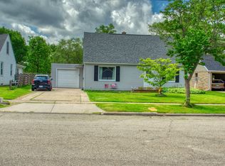 1807 S Jackson St, Appleton, WI 54915